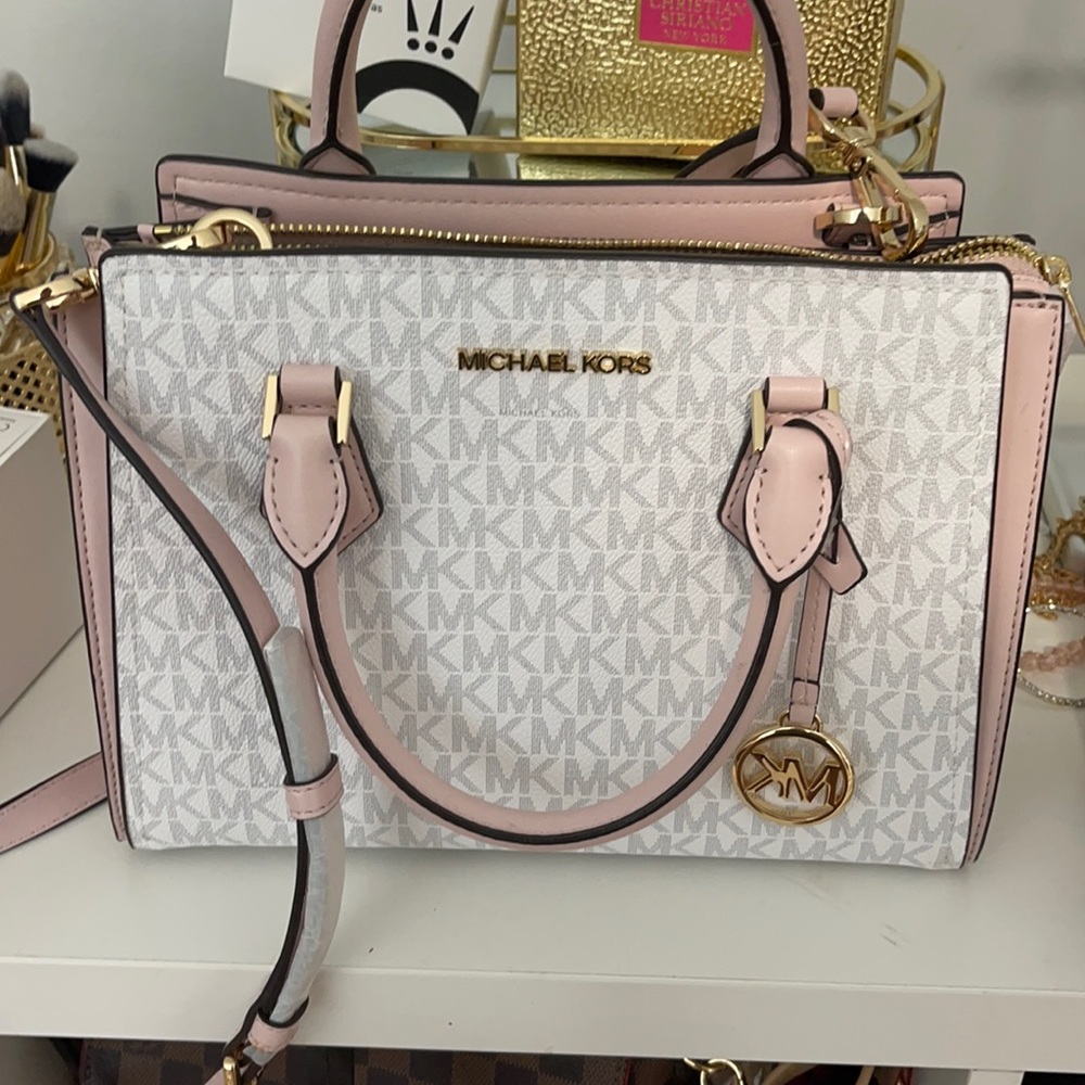 Brand new Michael Kors purse